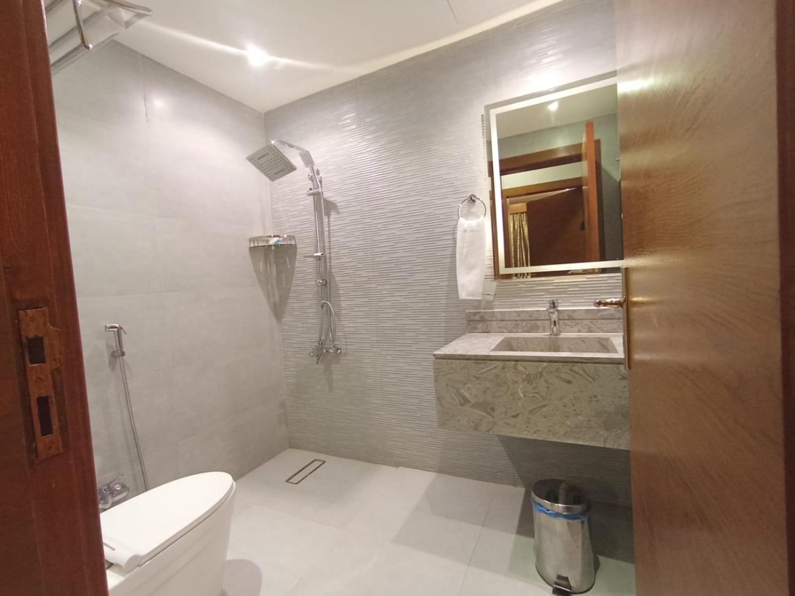 Almasem Serviced Apartments -Exit 5 Эр-Рияд Экстерьер фото